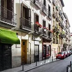 Tres Peces, 34
